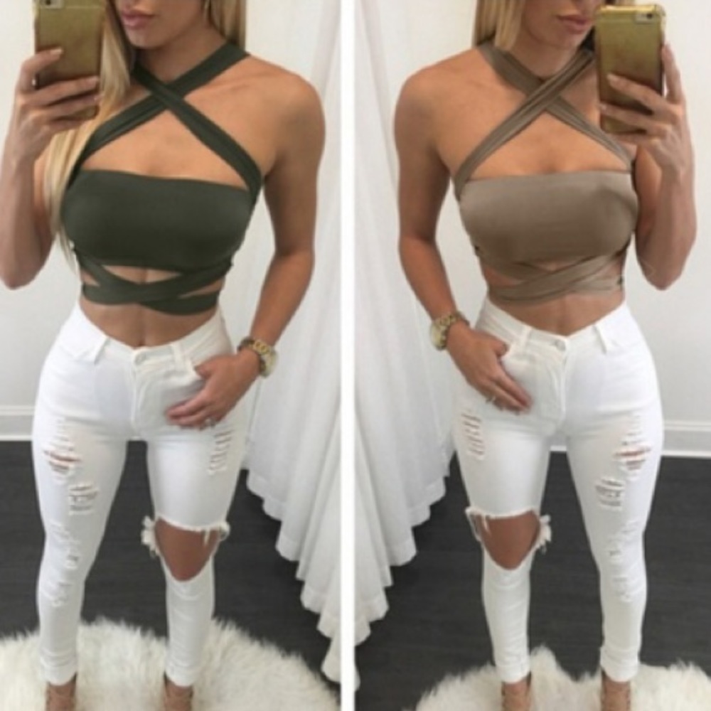 ❄️Halter Bandage Crop Top